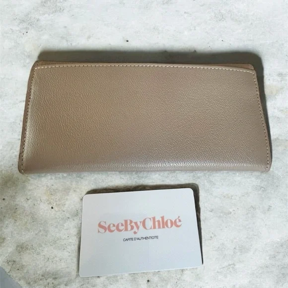 See By Chloe’ Aura Taupe and Off-White Long Leather Flap Wallet w/COA Card -NWOT - Picture 4 of 15